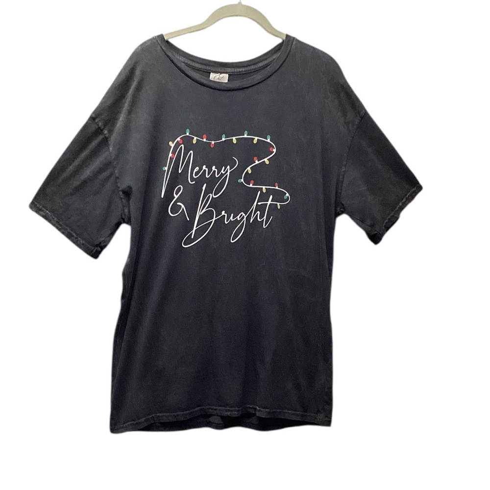 Oat Collective Boutique short sleeve T-shirt. Size XL